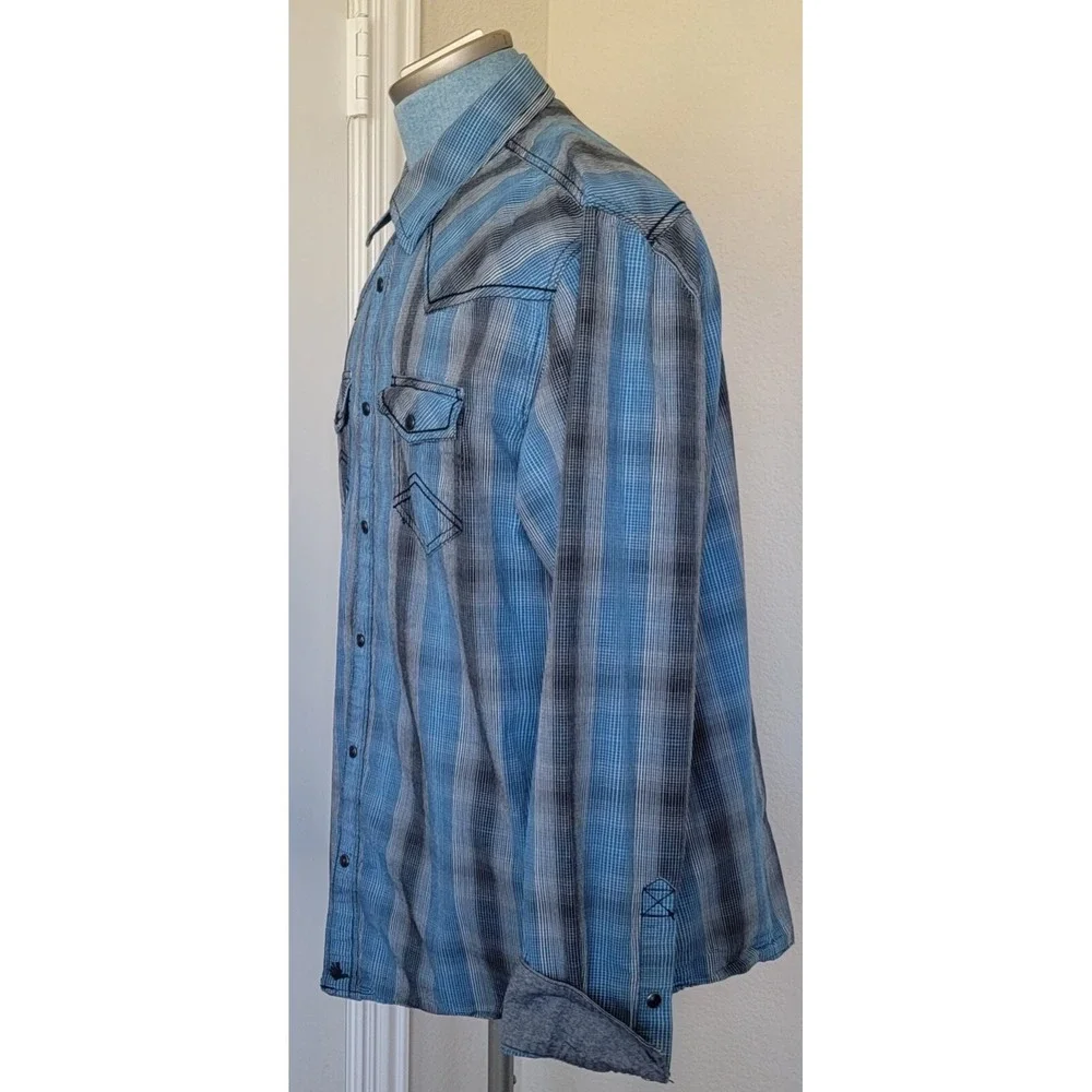 Cody James Long Sleeve Pearl Snap‎ Shirt Men's XL Sky Blue Black&White Striped